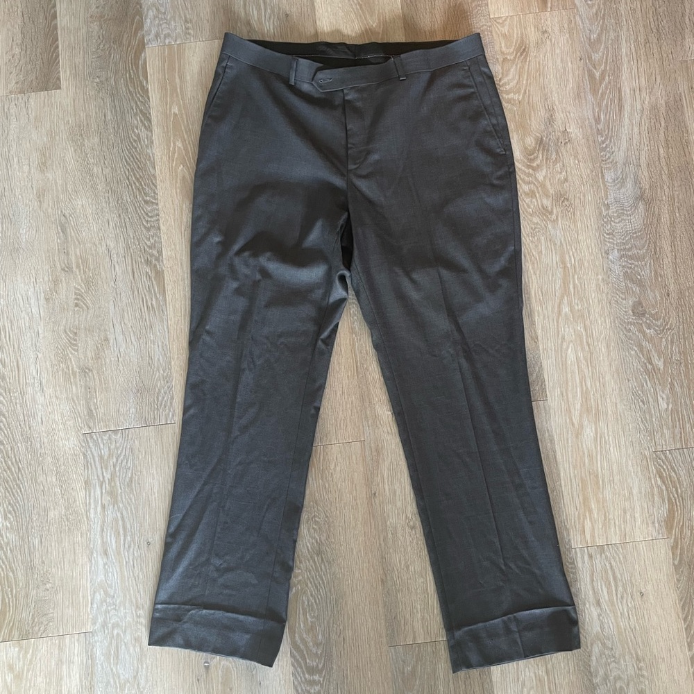Mens suit Dress pants 34x30 slim fit charcoal